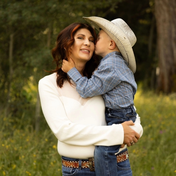 Meet your Posher, Nicholle - Picture 4 of 5